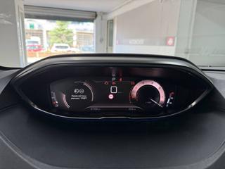 PEUGEOT 3008 usata, con Controllo automatico clima
