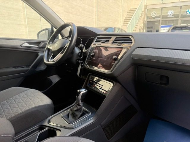 VOLKSWAGEN Tiguan usata, con Controllo automatico clima