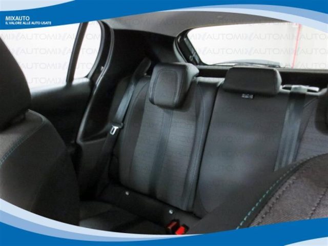PEUGEOT 208 usata, con Controllo automatico clima