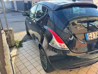 LANCIA Ypsilon usata, con Autoradio