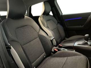 RENAULT Captur usata, con Sistema di navigazione