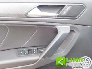 VOLKSWAGEN Tiguan usata, con Fendinebbia