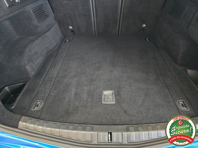 ALFA ROMEO Stelvio usata, con Cerchi in lega