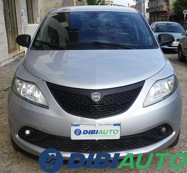 LANCIA Ypsilon usata, con Airbag