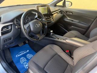 TOYOTA C-HR usata, con Sistema di navigazione