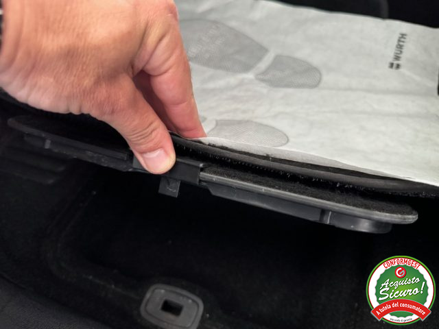 RENAULT Megane usata, con Chiusura centralizzata telecomandata