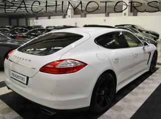 PORSCHE Panamera usata, con Lettore CD