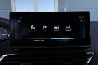 PEUGEOT 5008 usata, con Blind spot monitor