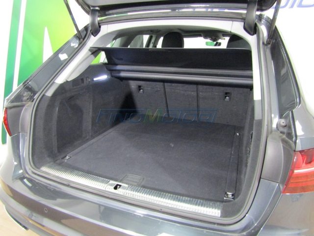 AUDI A4 usata, con Fendinebbia