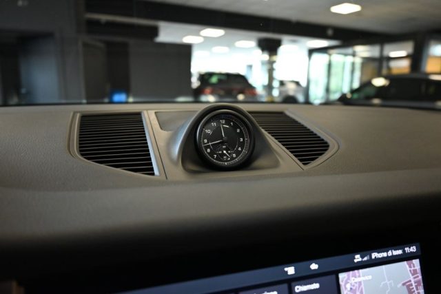 PORSCHE Macan usata 46