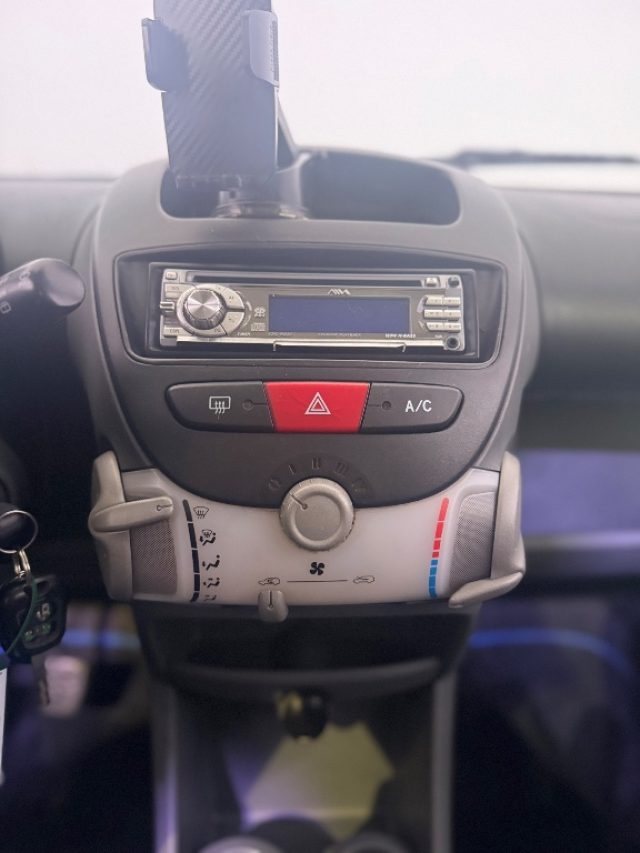 TOYOTA Aygo usata 15