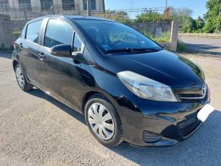 TOYOTA Yaris usata 1