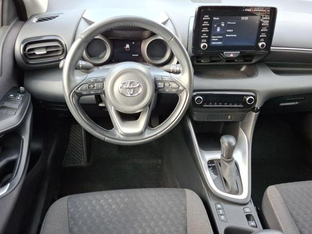 TOYOTA Yaris usata, con Cruise Control