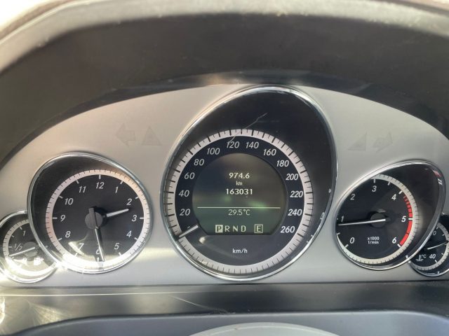 MERCEDES-BENZ E 220 usata 20