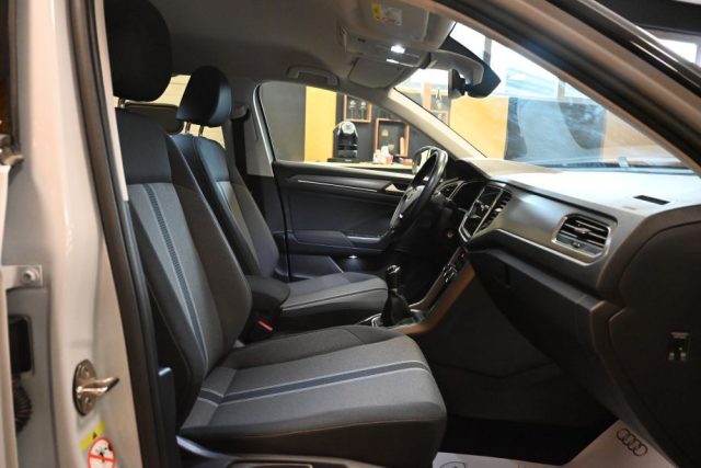VOLKSWAGEN T-Roc usata 34