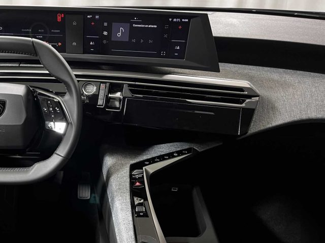 PEUGEOT 3008 usata, con Bracciolo
