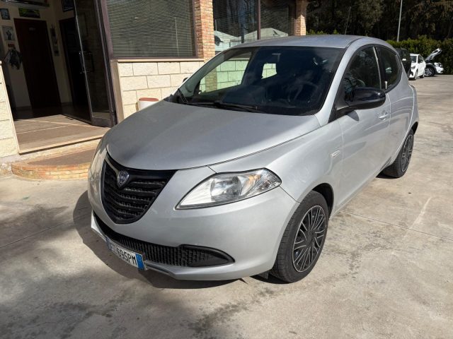 LANCIA Ypsilon usata, con ABS