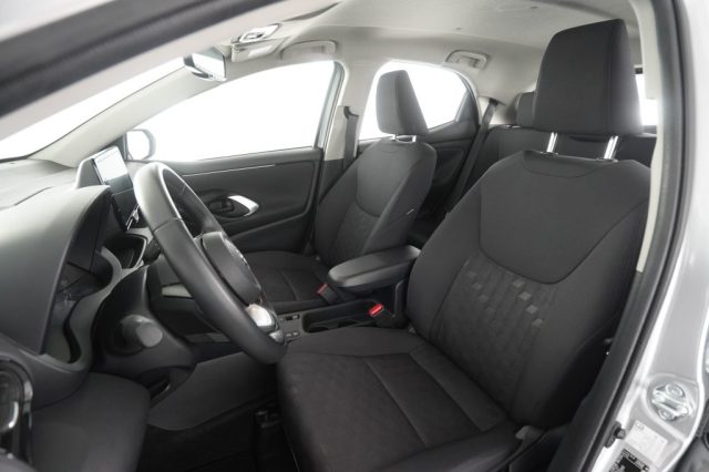 TOYOTA Yaris usata 2