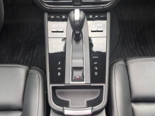 PORSCHE Macan usata, con Volante in pelle