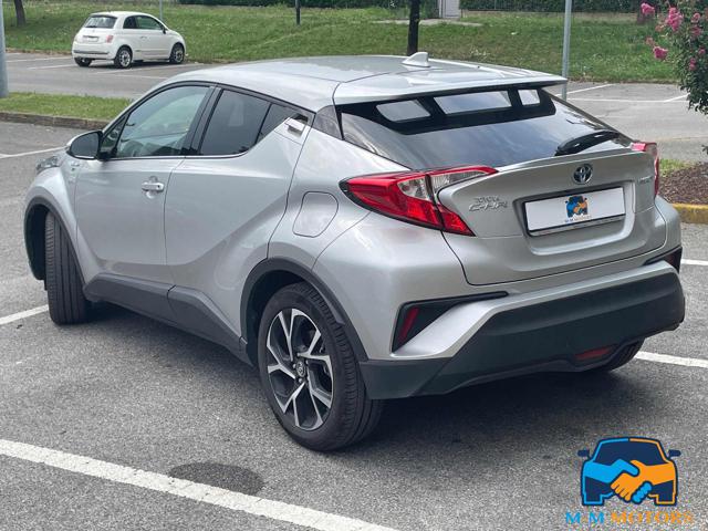 TOYOTA C-HR usata, con Autoradio