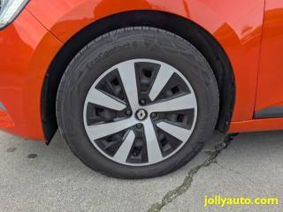 RENAULT Clio usata, con Climatizzatore