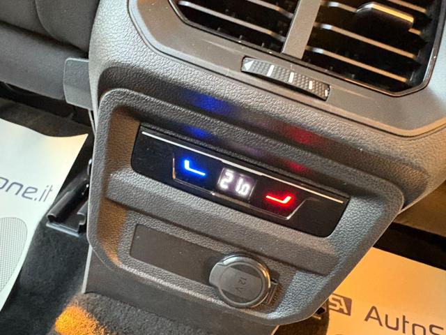 VOLKSWAGEN Tiguan usata, con Touch screen