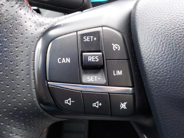 FORD Focus usata, con Specchietti laterali elettrici