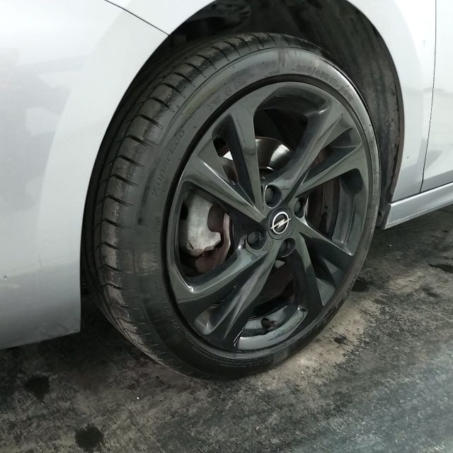 OPEL Corsa usata, con Sedile posteriore sdoppiato