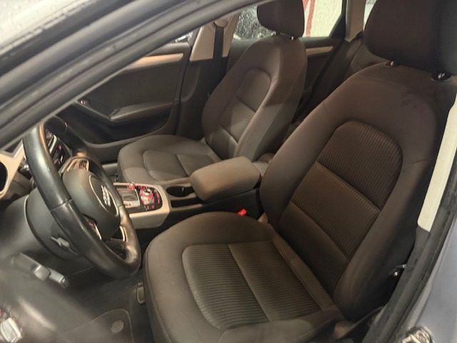 AUDI A4 usata, con USB