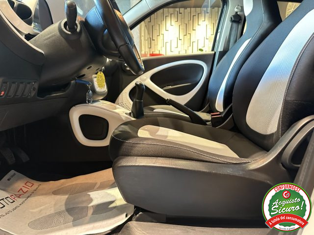 SMART ForFour usata, con USB