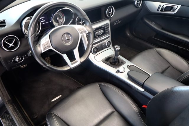 MERCEDES-BENZ SLK 200 usata, con Fendinebbia