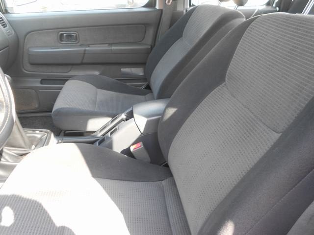 NISSAN Navara usata, con Autoradio