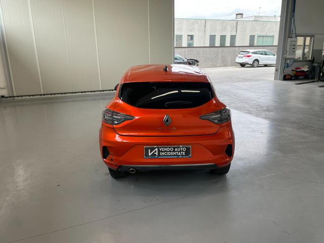 RENAULT Clio usata, con Autoradio