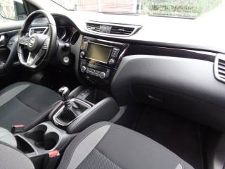 NISSAN Qashqai usata, con Controllo automatico clima