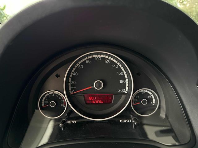 VOLKSWAGEN up! usata, con Servosterzo