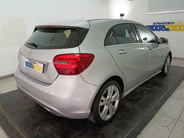 MERCEDES-BENZ A 200 usata, con Volante multifunzione