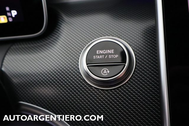 MERCEDES-BENZ C 200 usata, con Isofix