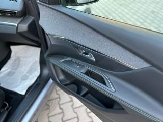 PEUGEOT 3008 usata, con Fari LED