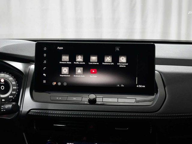 NISSAN Qashqai usata, con Sensori di parcheggio posteriori