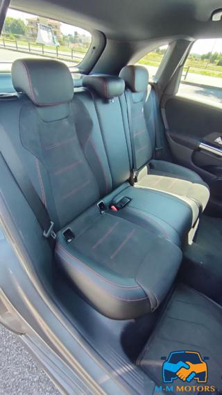 MERCEDES-BENZ B 180 usata, con Fendinebbia