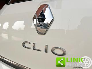 RENAULT Clio usata, con Touch screen