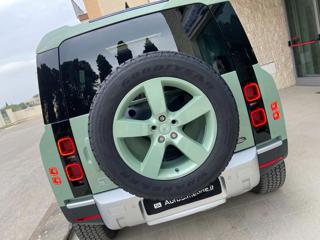 LAND ROVER Defender usata, con Riconoscimento dei segnali stradali