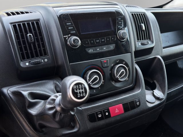 PEUGEOT Boxer usata 12