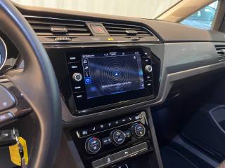 VOLKSWAGEN Touran usata, con Cruise Control