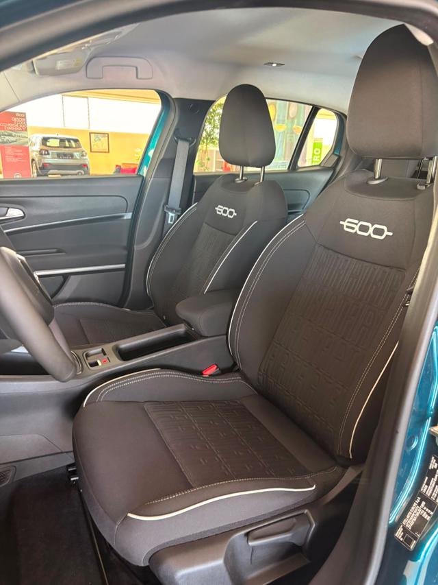 FIAT 600 usata, con Leve al volante