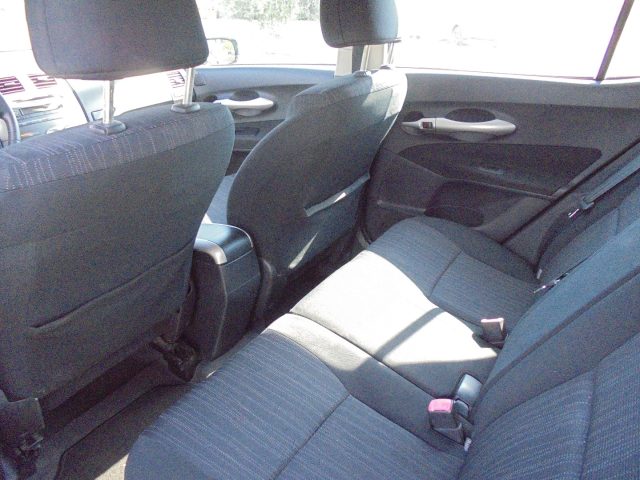 TOYOTA Auris usata 17