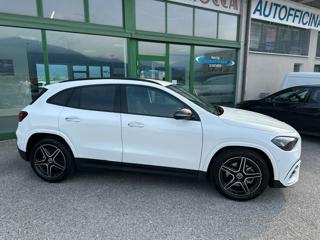 MERCEDES-BENZ GLA 180 usata, con Cerchi in lega