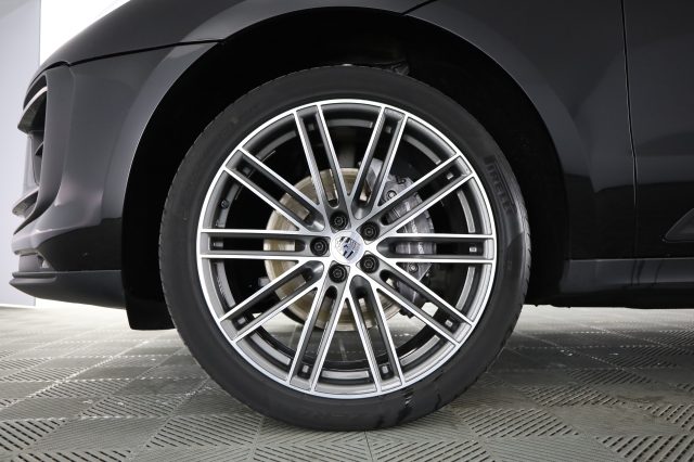 PORSCHE Macan usata 15