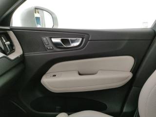 VOLVO XC60 usata, con Sedili riscaldati