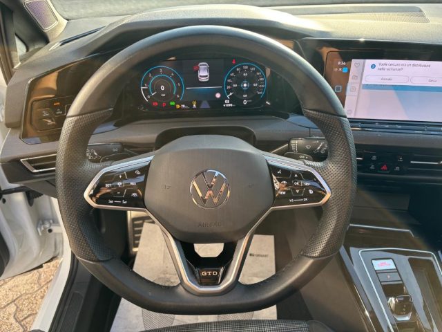 VOLKSWAGEN Golf usata, con Controllo automatico clima